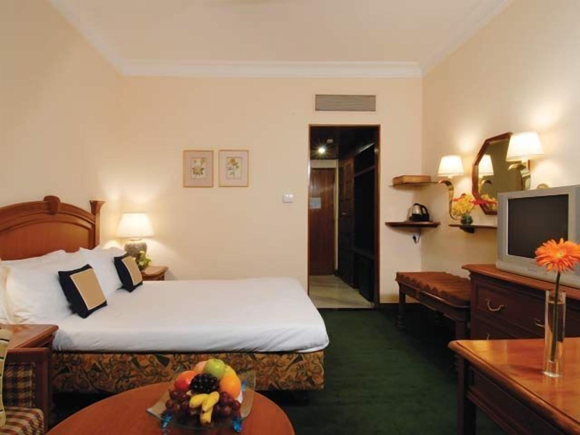 Vivanta Mangalore Oldport Road - Formerly Known As Taj Manjarun Exteriör bild