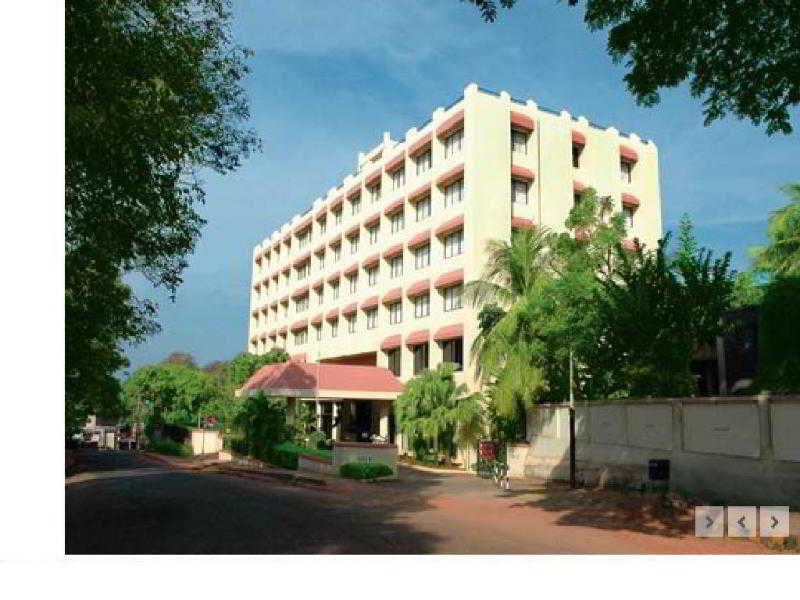 Vivanta Mangalore Oldport Road - Formerly Known As Taj Manjarun Exteriör bild