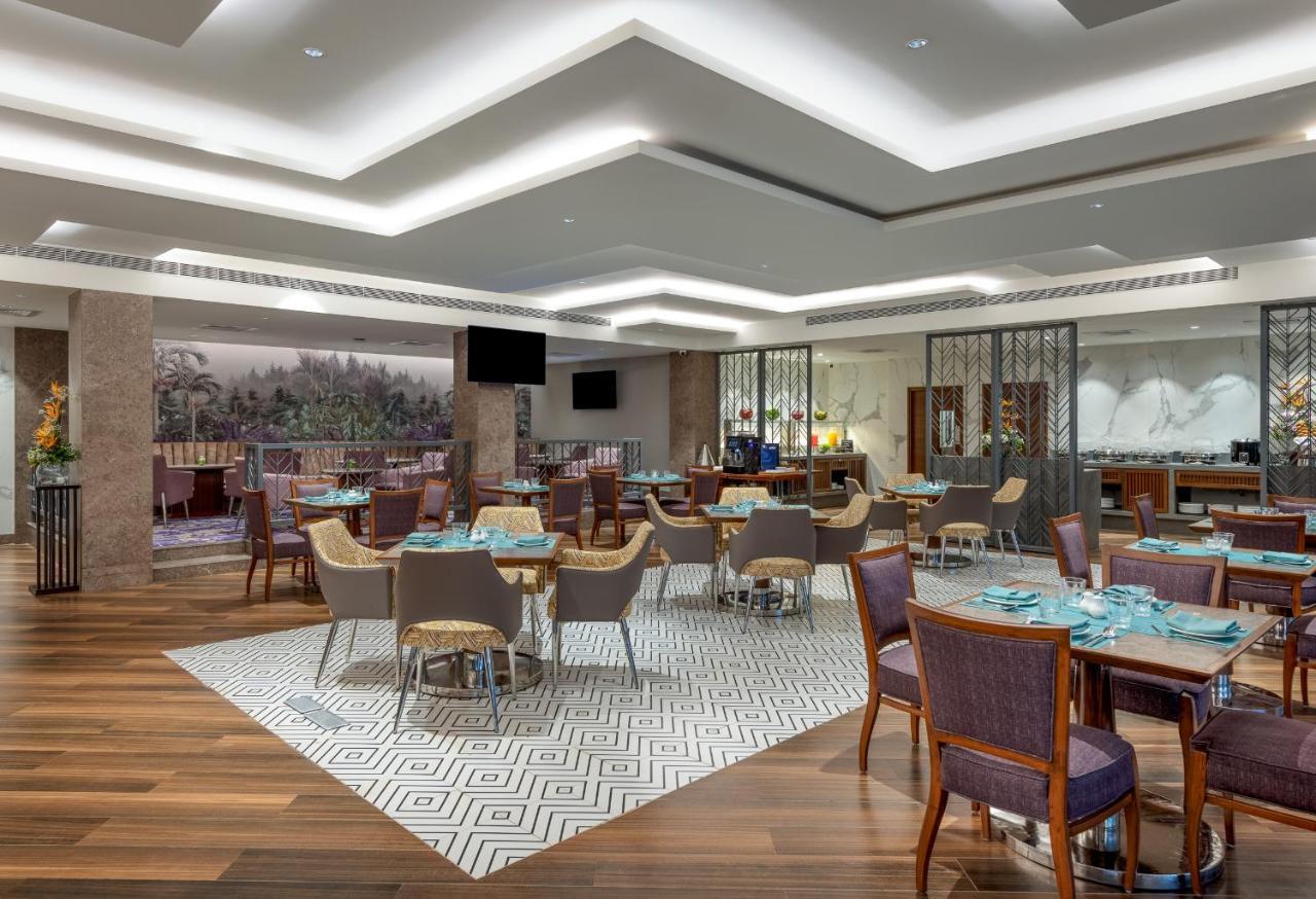 Vivanta Mangalore Oldport Road - Formerly Known As Taj Manjarun Exteriör bild