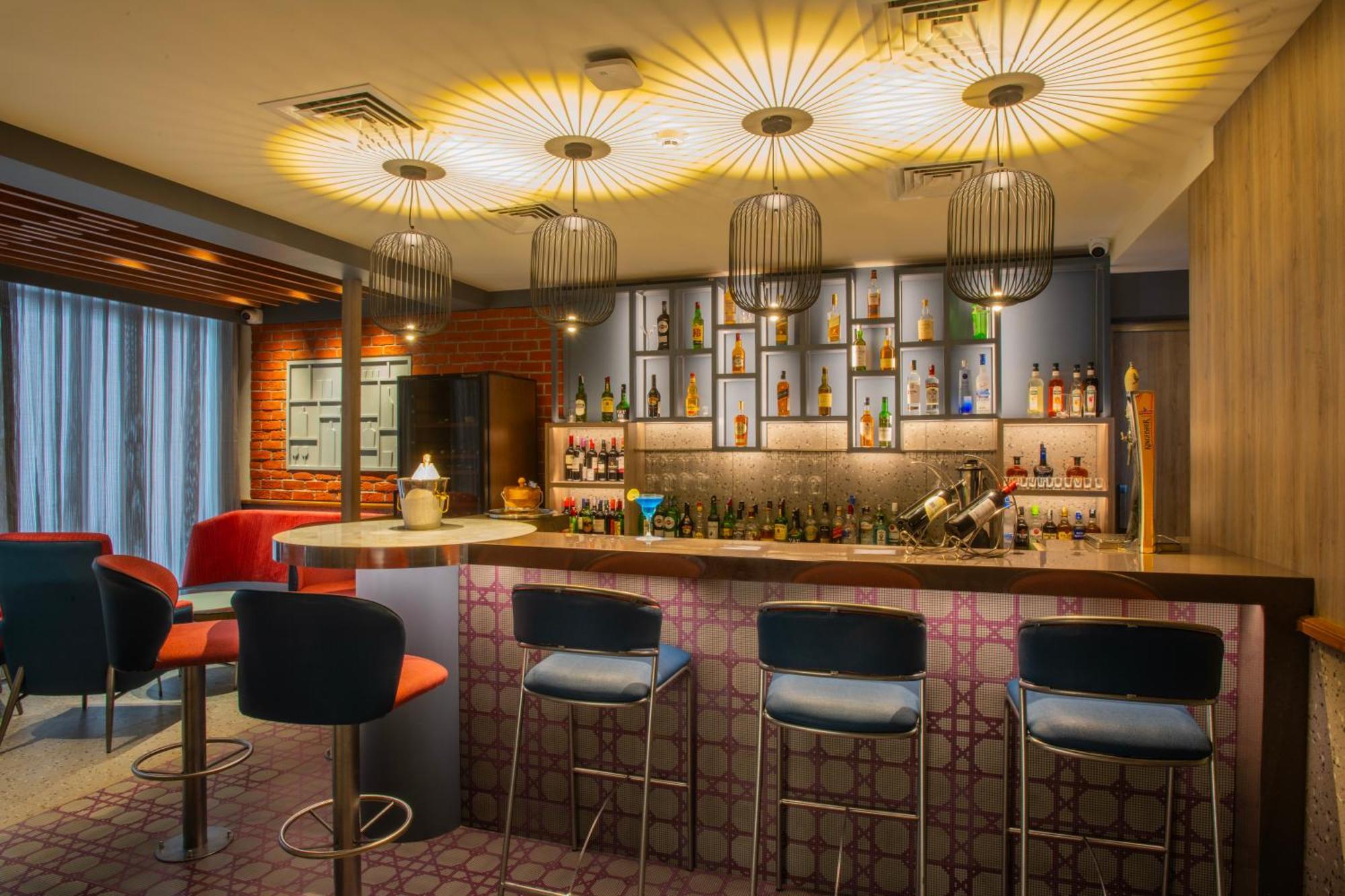 Vivanta Mangalore Oldport Road - Formerly Known As Taj Manjarun Exteriör bild
